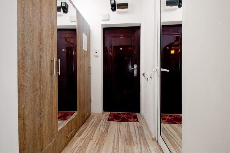 Lyla Apartment Galaţi Exterior foto